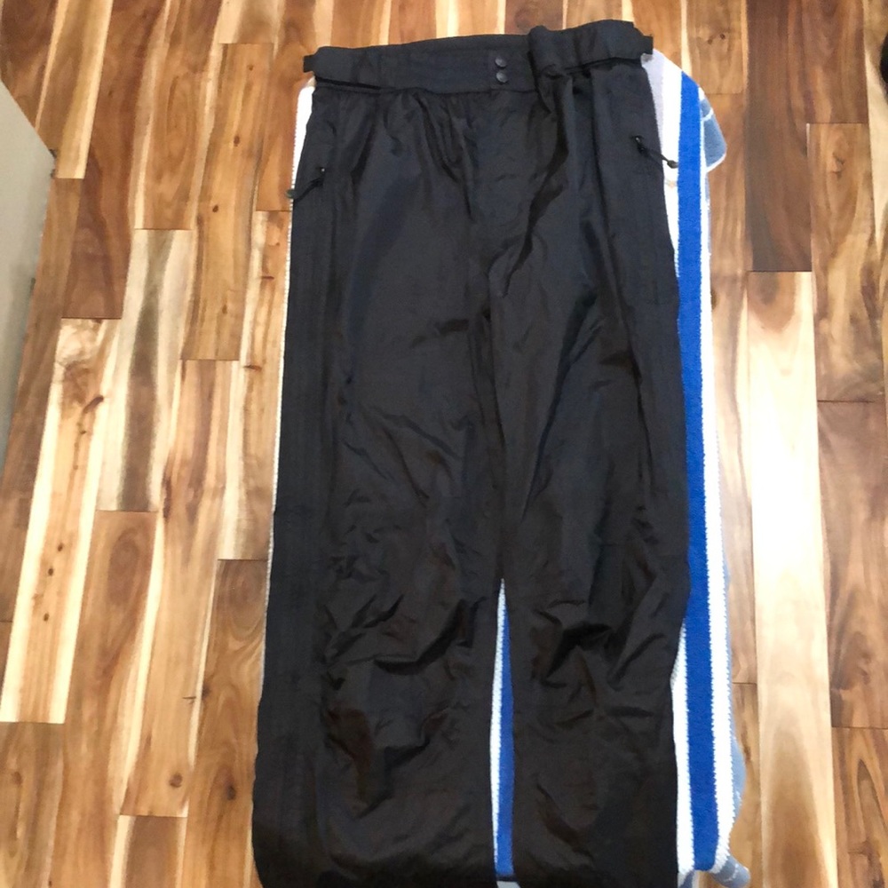 - not for sale Mens Cabelas ski pants